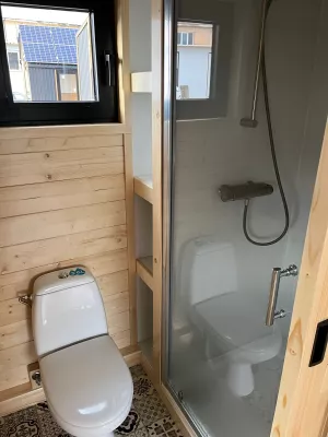 Koupelna pro tiny house Tampere Omatakka